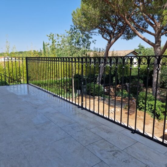 Garde corps pour terrasse de maison 3 - Garde-corps - site CMT Métallurgie