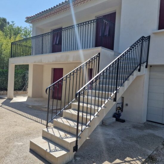 Garde corps pour terrasse de maison 4 - Garde-corps - site CMT Métallurgie