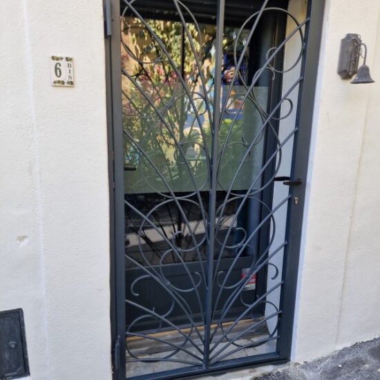 Porte en fer forgé décorative 1 - Portails - Nos projets CMT Métallurgie