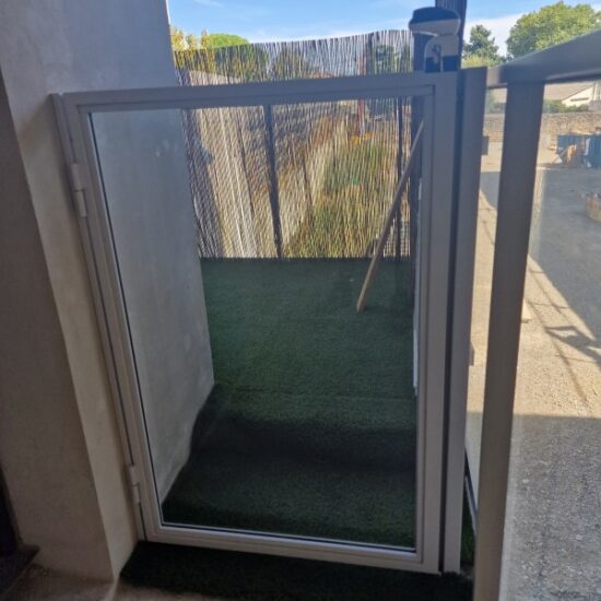 Portillon fer et verre 3 - Portails - Nos projets CMT Métallurgie