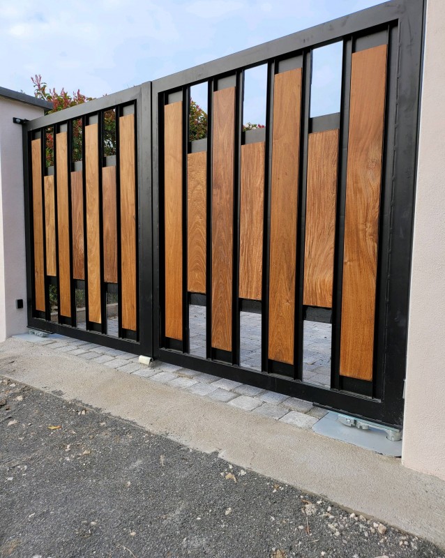 Pose portail battant sur-mesure 3